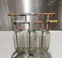 Load image into Gallery viewer, Tandem Tri 1/2” Mason Jar Thumper for Wide Mouth Half Gallon Mason Jar W Bypass
